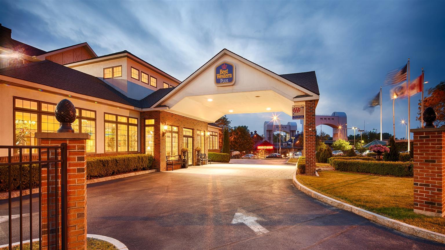 Best Western Plus Franklin Square Inn Troy Esterno foto